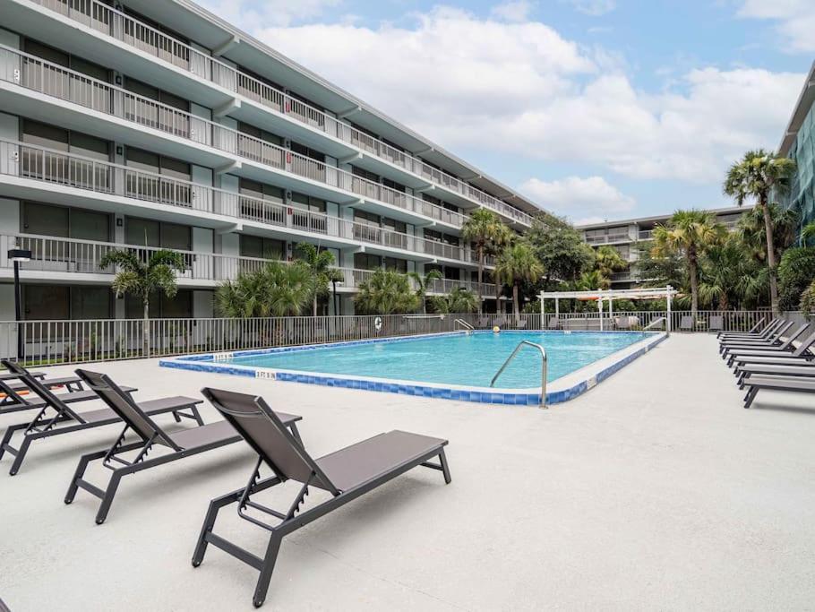 Appartement Elegant 1Br Haven In Orlando & 5 Minutes To Disney à Vineland Extérieur photo